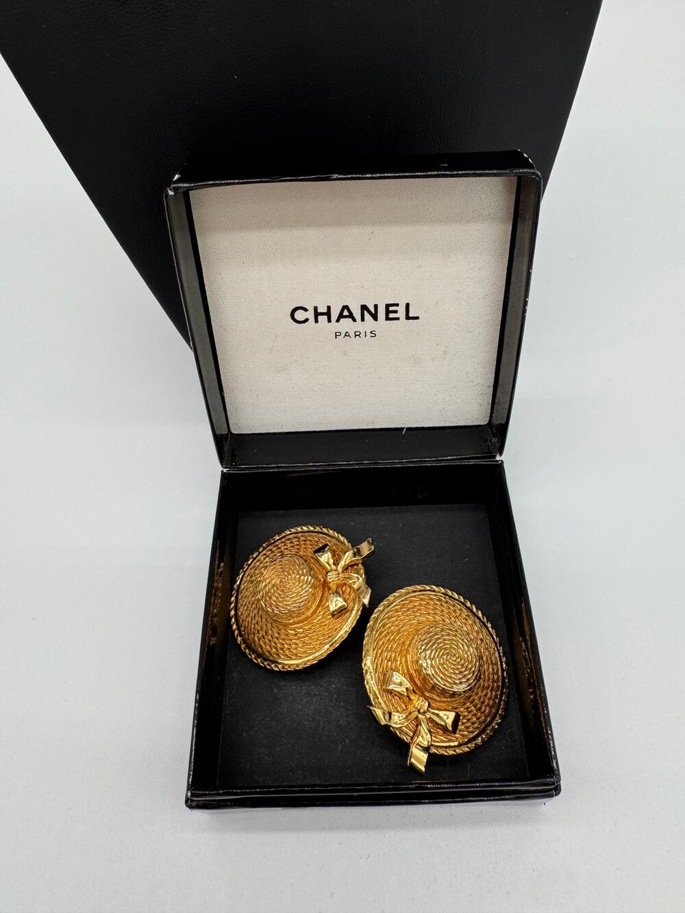 Vintage Chanel Gold Straw Hat Bow Clip-On Earrings 1980s France w/ Box
